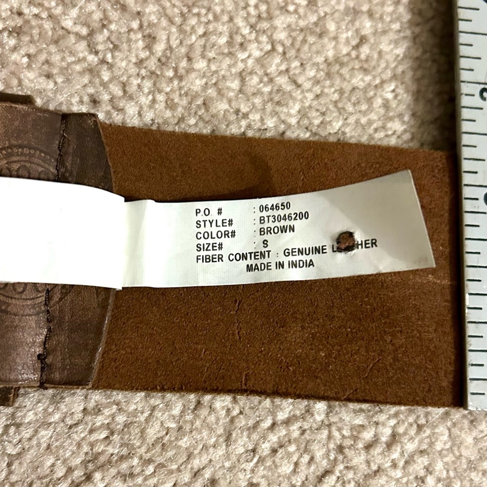 Fossil Brown Leather Belt with Ornate Buckle - Picture 7 of 7